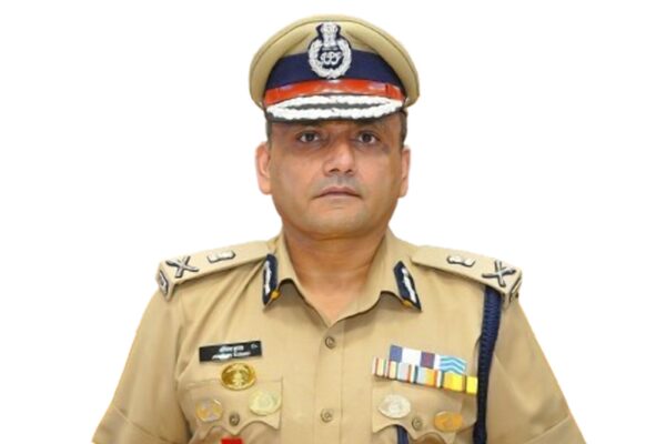 DGP का कप्तानों को आदेश- फुट पैट्रोलिंग बढ़ाएं, रात एक बजे तक स्वयं करें गश्त पार्टियों की चेकिंग