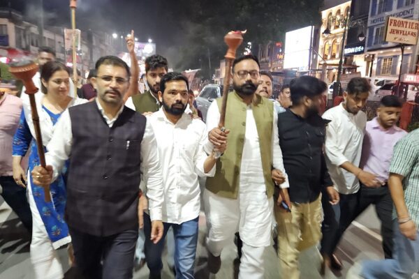 महिला उत्पीड़न की घटनाओं को विरोध में युवा कांग्रेस ने