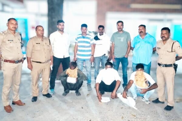 रुड़की रोडवेज बस अड्डे से 95 लाख की स्मैक के साथ तीन तस्कर गिरफ्तार