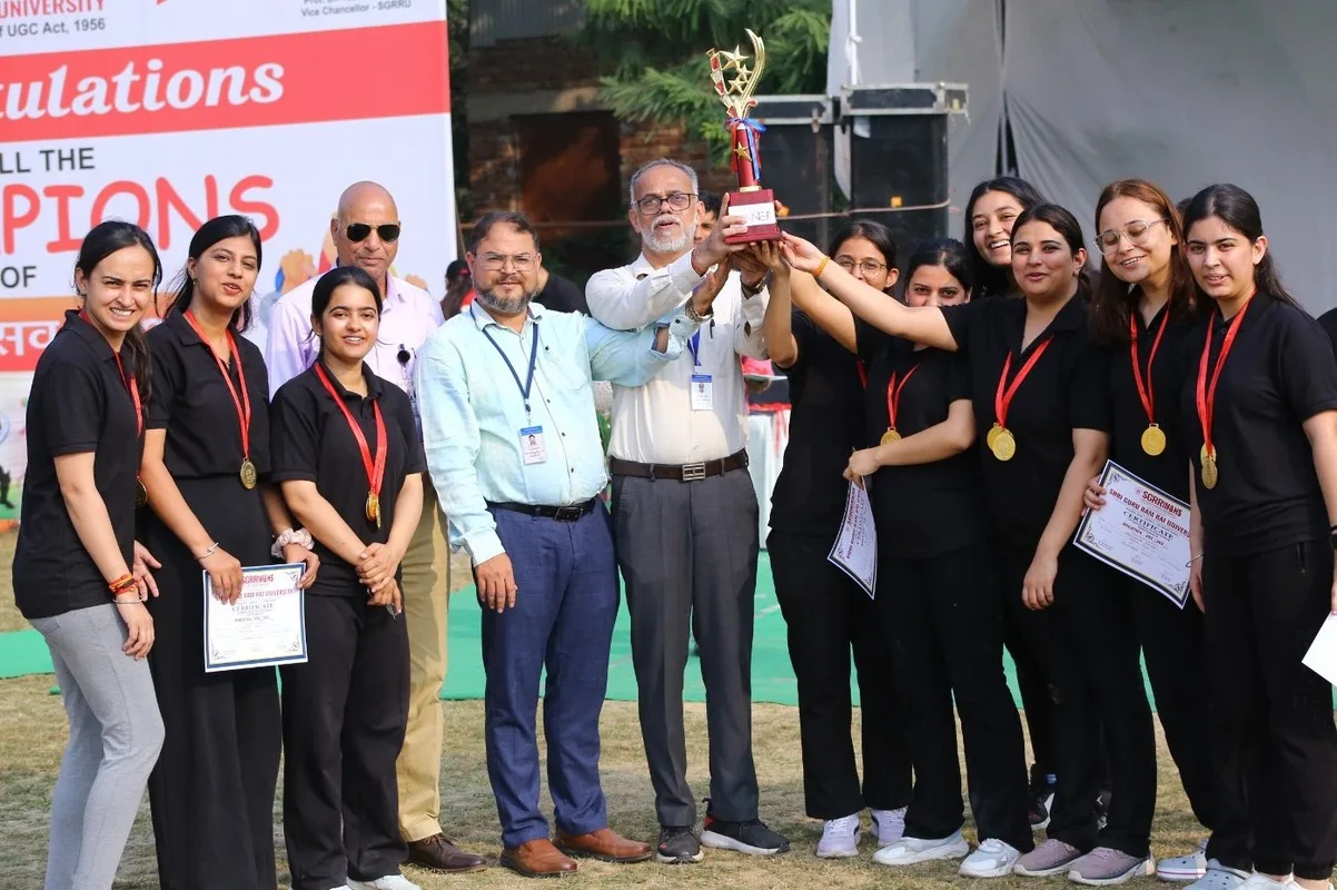 SGRRIM&HS एथलीटिका-2024 का शानदार समापन, MBBS 2020 बैच ओवरऑल चैम्पियन