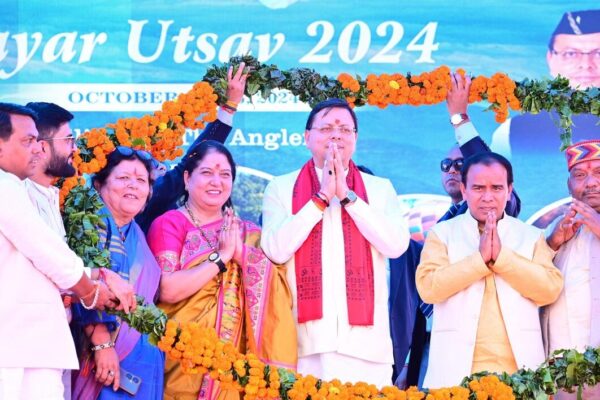 मुख्यमंत्री धामी ने यमकेश्वर की ग्राम पंचायत किनसुर बागी में नयार उत्सव-2024 का किया शुभारंभ