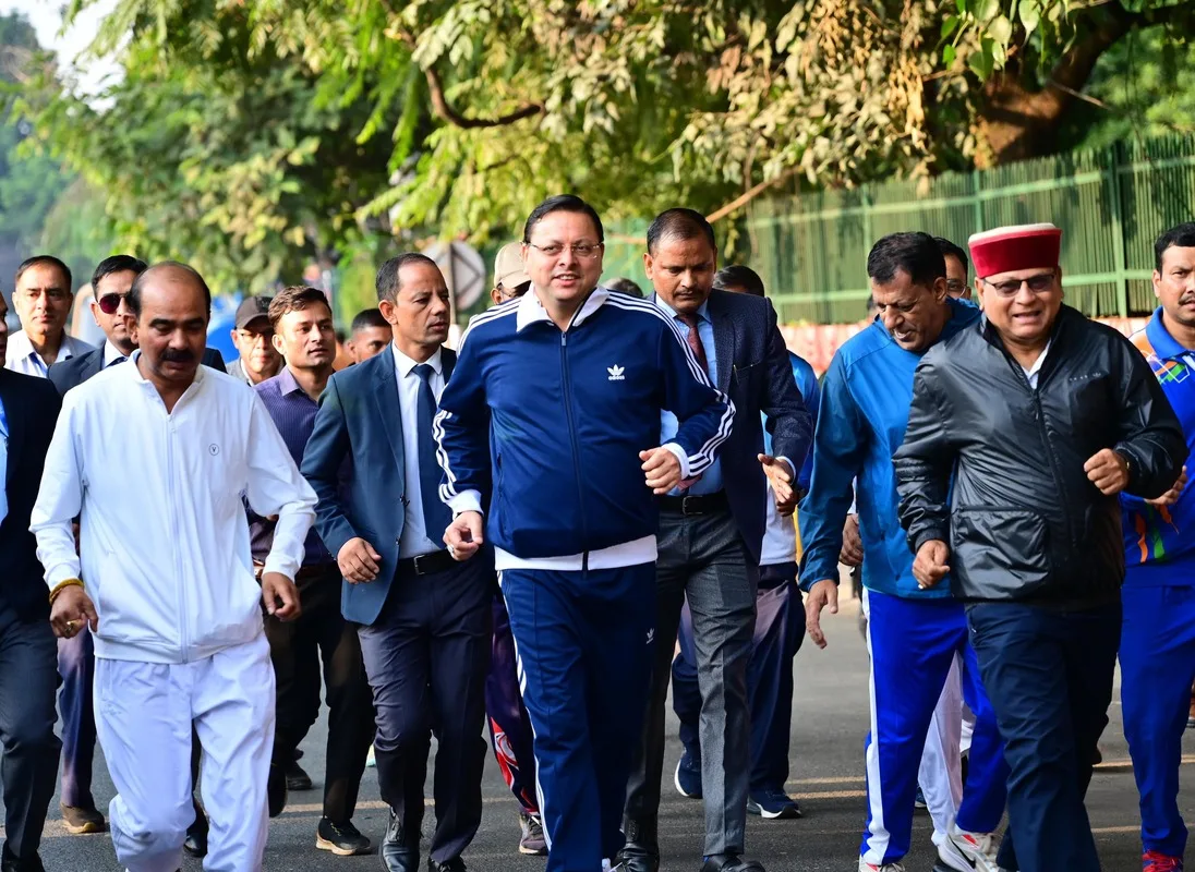 रन फॉर यूनिटी में मुख्यमंत्री धामी समेत अधिकारियों ने लगाई दौड़
