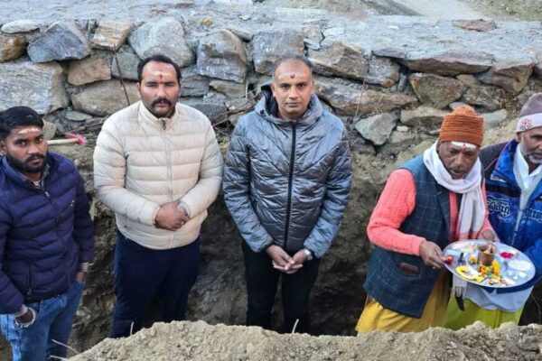 यमुनोत्री धाम के लिए रोपवे का निर्माण कार्य शुरू