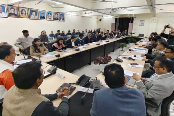 दस दिन के भीतर होंगे शिक्षकों के अंतर मंडलीय स्थानांतरण