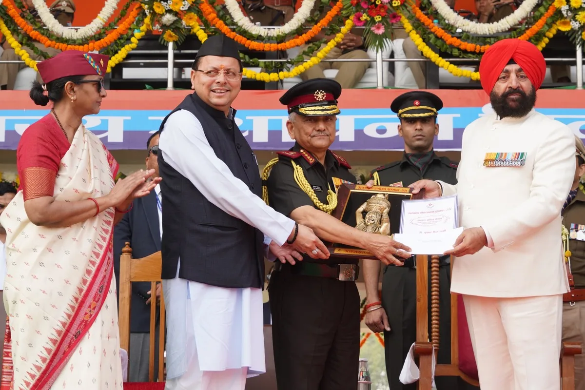 राज्य स्थापना दिवस पर मुख्यमंत्री धामी ने की कई घोषणाएं