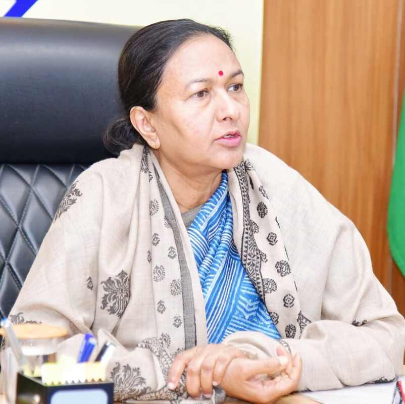 संविदा श्रमिकों को ईएसआई कवरेज की धीमी प्रक्रिया से मुख्य सचिव खफा