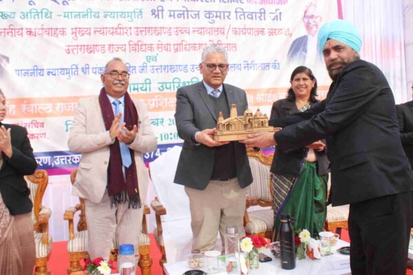 हर व्यक्ति को न्याय पाने का अधिकारः न्यायमूर्ति तिवारी