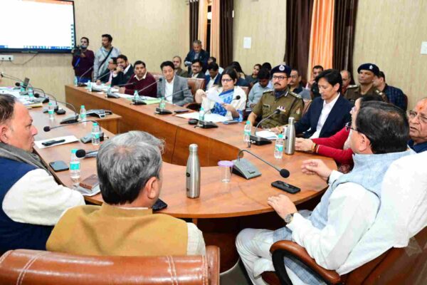 हल्द्वानी में सड़कों और अन्य कार्यों के लिए शीघ्र धनराशि उपलब्ध कराई जाएगी: धामी