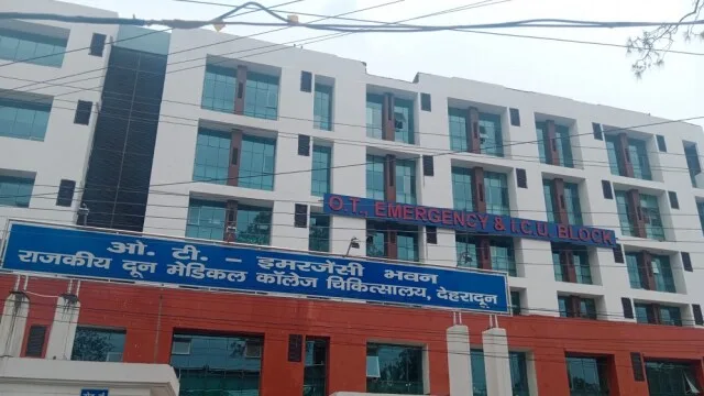 उत्तराखंड में नये साल पर अलर्ट मोड पर रहेंगे सभी अस्पताल और मेडिकल कॉलेज