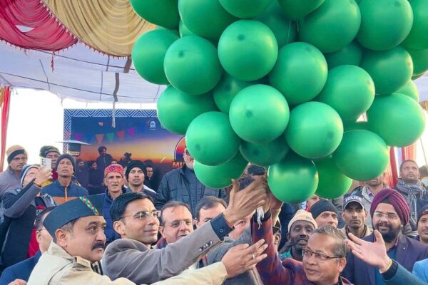 मसूरी विंटर लाइन कार्निवाल का रंगारंग शुभारंभ