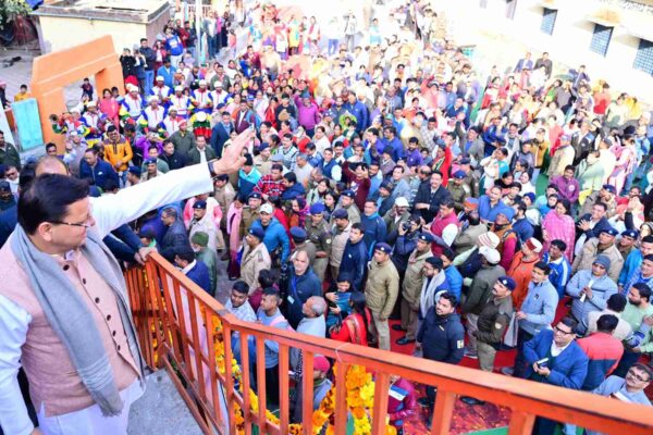 मुख्यमंत्री ने सतपुली झील का शिलान्यास और पौड़ी जिले की 172.65 करोड़ की 24 योजनाओं का किया लोकार्पण और शिलान्यास