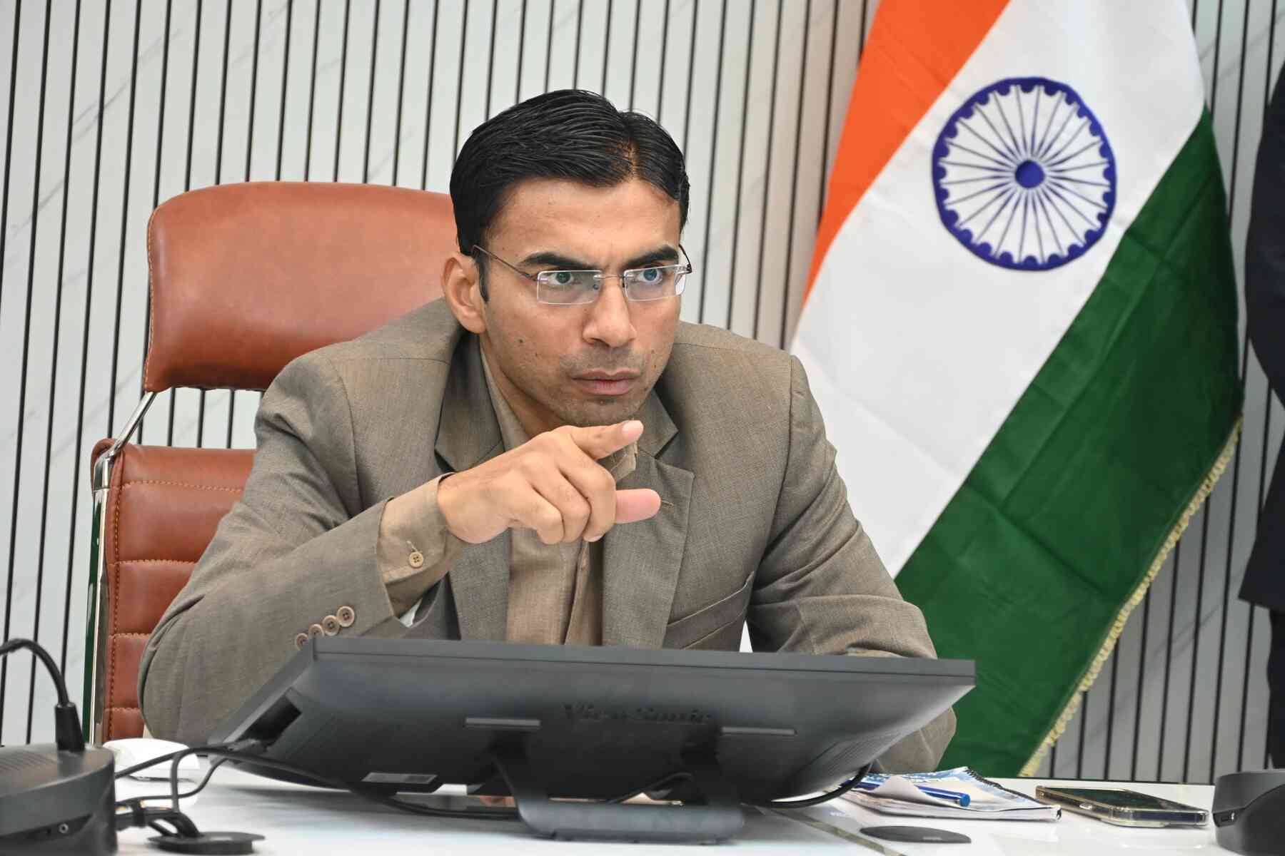 सविन बंसल ने CEO स्मार्ट सिटी का चार्ज संभालते ही अधिकारियों और इंजीनियरों के कसे पेंच 