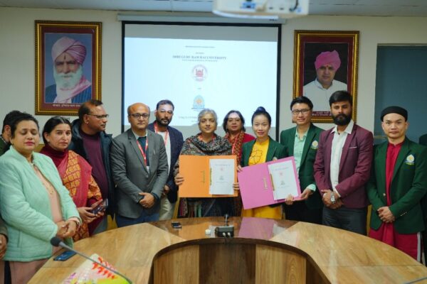 श्री गुरु राम राय विश्वविद्यालय और वियतनाम की ग्रीनलाइफ कंपनी के बीच एमओयू