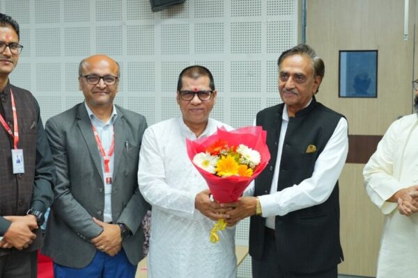 उस्ताद अबीर हुसैन और पंडित मिथिलेश झा की जुगलबंदी से संगीतमय हुआ एसजीआरआरयू