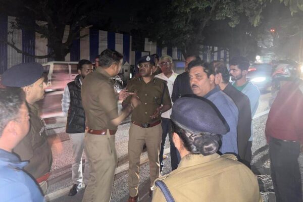 देहरादून में बेकाबू कार ने छह लोगों को रौंदा, चार मजदूरों की मौत