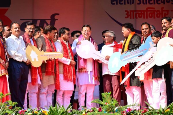 मुख्यमंत्री ने किया 40 करोड़ की 14 विकास योजनाओं का शिलान्यास और लोकार्पण
