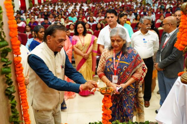 श्री गुरु राम राय विश्वविद्यालय में धूमधाम से मनाया गया नौवां स्थापना दिवस श्री गुरु राम राय विश्वविद्यालय में धूमधाम से मनाया गया नौवां स्थापना दिवस