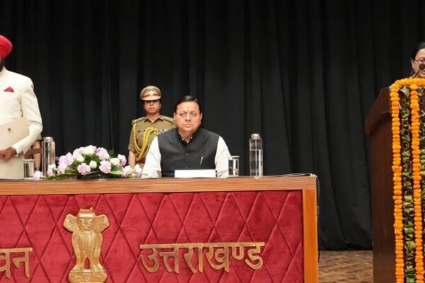 राज्यपाल ने मुख्य सूचना आयुक्त राधा रतूड़ी और सूचना आयुक्त कोठियाल व आर्य को दिलाई शपथ