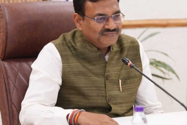 जल स्रोत और नदियों के संवर्द्धन के बड़े प्रोजेक्ट्स भी किए जाएं शुरू: मुख्य सचिव
