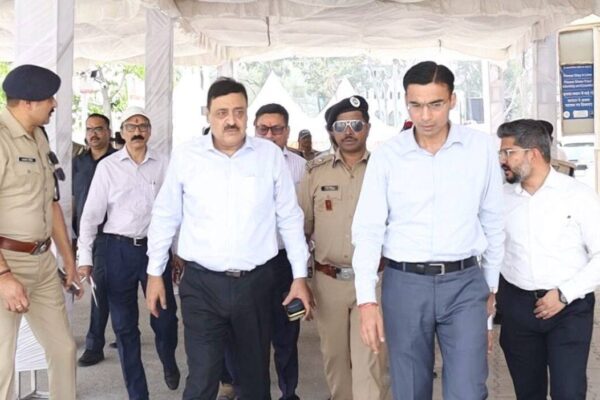चारचारधाम यात्रा के लिए ऑफलाइन रजिस्ट्रेशन शुरू, 48 घंटे पहले करना होगा पंजीकरण चारचारधाम यात्रा के लिए ऑफलाइन रजिस्ट्रेशन शुरू, 48 घंटे पहले करना होगा पंजीकरण