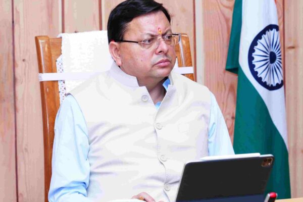 राज्य कर्मचारियों का महंगाई भत्ता 2 प्रतिशत बढ़ाने के प्रस्ताव को हरी झंडी अपात्र लोगों के राशन, आधार और आयुष्मान कार्ड बनाने वालों पर सख्त कार्रवाई करें : धामी