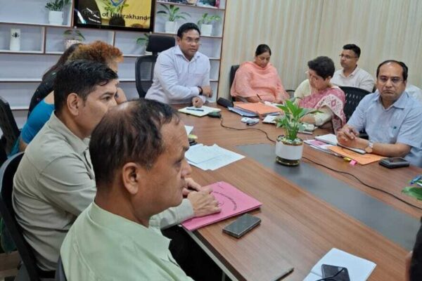 धामी सरकार की सतर्कता : चारधाम यात्रा 2025 के लिए सुदृढ़ स्वास्थ्य व्यवस्था सुनिश्चित धामी सरकार की सतर्कता : चारधाम यात्रा 2025 के लिए सुदृढ़ स्वास्थ्य व्यवस्था सुनिश्चित