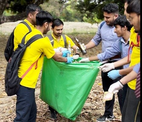 मातावाला बाग को लेकर फैलाई जा रही भ्रांतियों का सूचना बोर्ड से हुआ पर्दाफाश मातावाला बाग को लेकर फैलाई जा रही भ्रांतियों का सूचना बोर्ड से हुआ पर्दाफाश