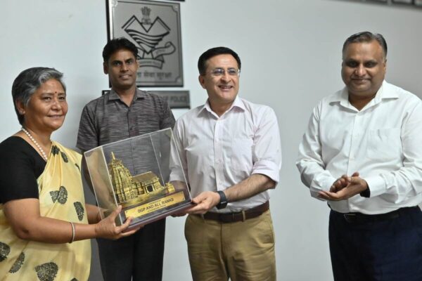 आईजी बिमला गुंज्याल सेवानिवृत्त, पुलिस मुख्यालय में दी गई विदाई आईजी बिमला गुंज्याल सेवानिवृत्त, पुलिस मुख्यालय में दी गई विदाई