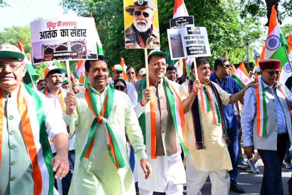 मुख्यमंत्री  धामी के नेतृत्व में “तिरंगा शौर्य सम्मान यात्रा” का भव्य आयोजन