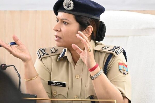 मोटापा, हाई ब्लक प्रेशर और शुगर से पीड़ित पुलिस कर्मियों की प्रत्येक शुक्रवार को कराई जाएगी परेड मोटापा, हाई ब्लक प्रेशर और शुगर से पीड़ित पुलिस कर्मियों की प्रत्येक शुक्रवार को कराई जाएगी परेड