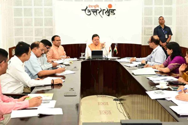 स्कूलों में बच्चों को पाठ्यचर्या में श्रीमद् भगवत गीता का अध्ययन भी कराया जाए: मुख्यमंत्री स्कूलों में बच्चों को पाठ्यचर्या में श्रीमद् भगवत गीता का अध्ययन भी कराया जाए: मुख्यमंत्री