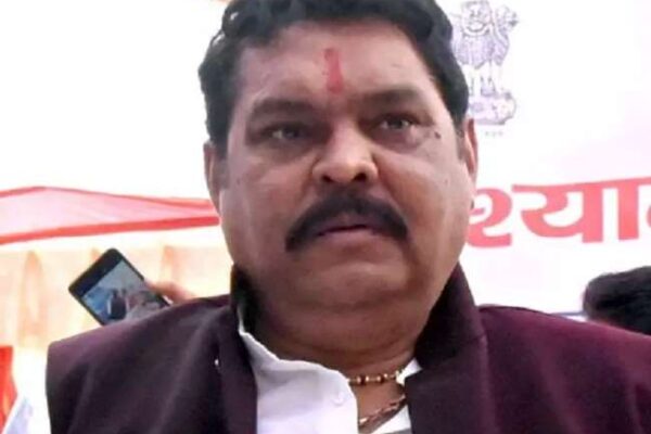 पूर्व विधायक राठौर को भाजपा ने दिया नोटिस, अनुशासनहीनता के दायरे मे होगी सुनवाई