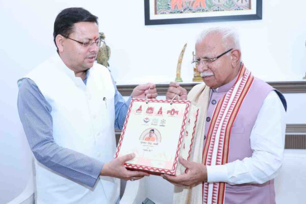 मुख्यमंत्री धामी ने केन्द्रीय ऊर्जा मंत्री खट्टर से की मुलाकात मुख्यमंत्री धामी ने केन्द्रीय ऊर्जा मंत्री खट्टर से की मुलाकात