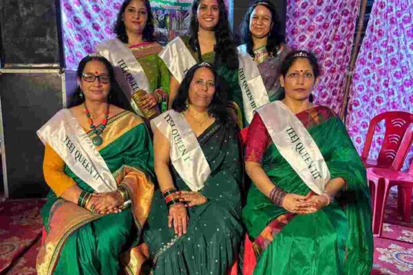 हिमवंत फाउंडेशन सोसाइटी के तीजोत्सव में ममता भट्ट और दीक्षा बलूनी बनीं तीज क्वीन