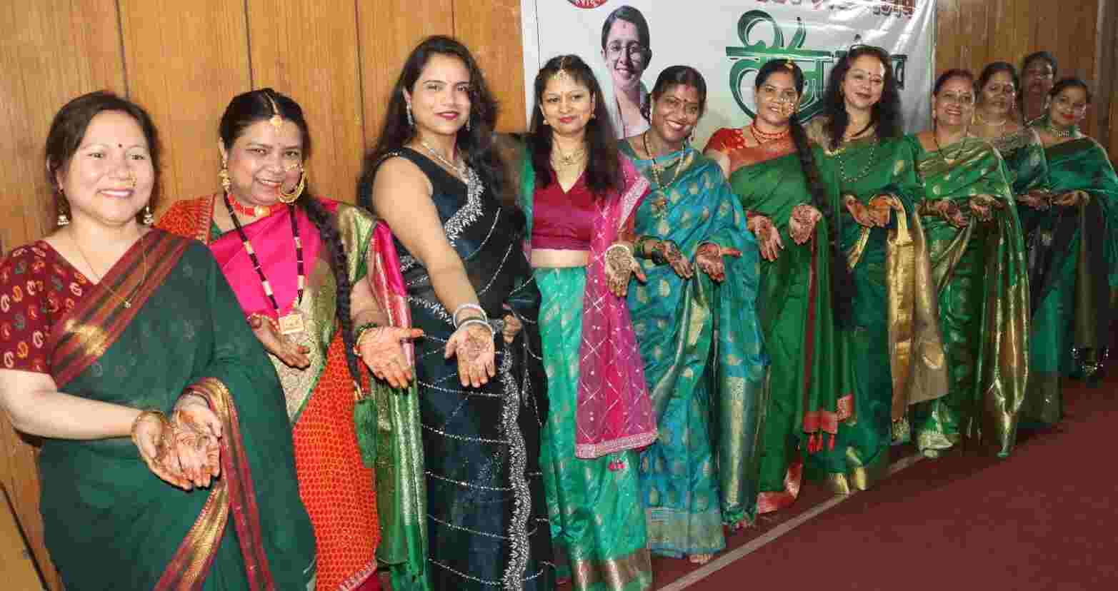 उत्तरांचल प्रेस क्लब में तीज महोत्सव में गीत-संगीत और नृत्य की धूम