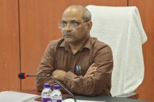 कुछ दिन चुनौतीपूर्ण, जिलों में रखें पूरी तैयारी: स्वरूप