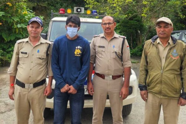 खर्चे का हिसाब मांगने पर पुत्र ने पिता को पीट-पीटकर मार डाला