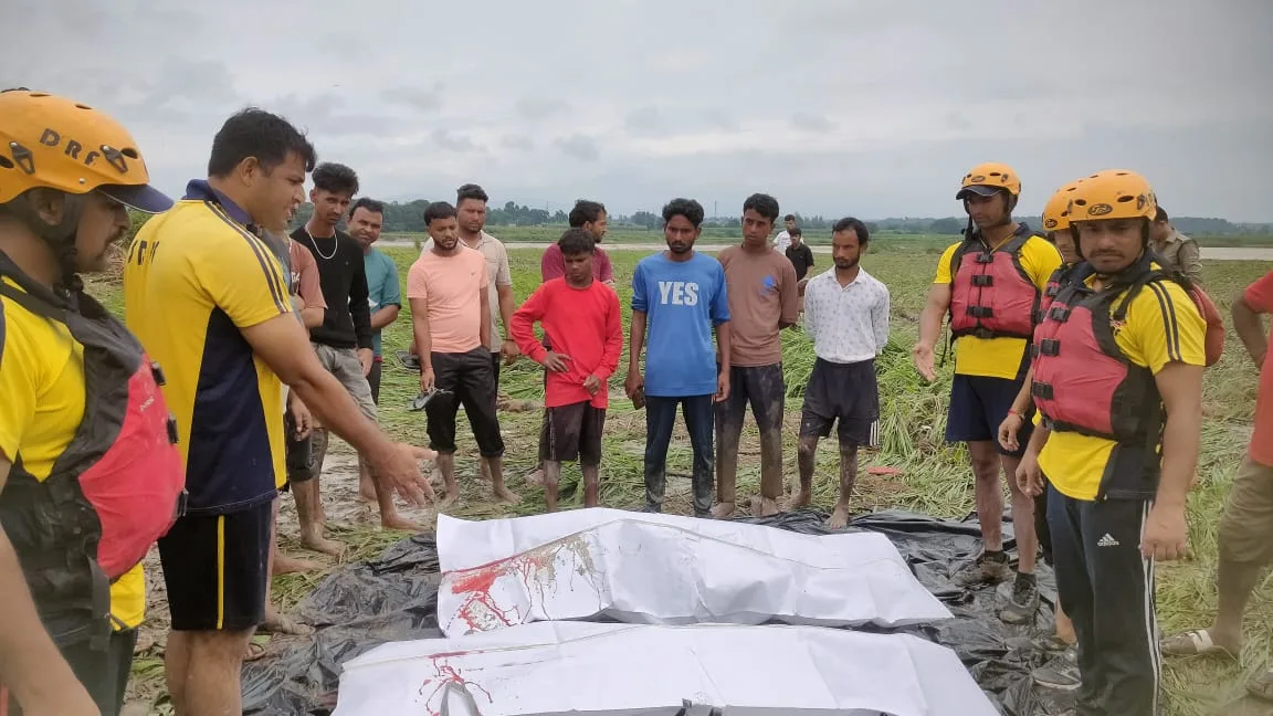 टोंस में बही ट्रैक्टर-ट्राली, आठ लोगों के शव बरामद