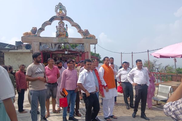 बीकेटीसी अध्यक्ष हेमंत द्विवेदी ने मां चंडी देवी मंदिर व्यवस्थाओं का किया निरीक्षण