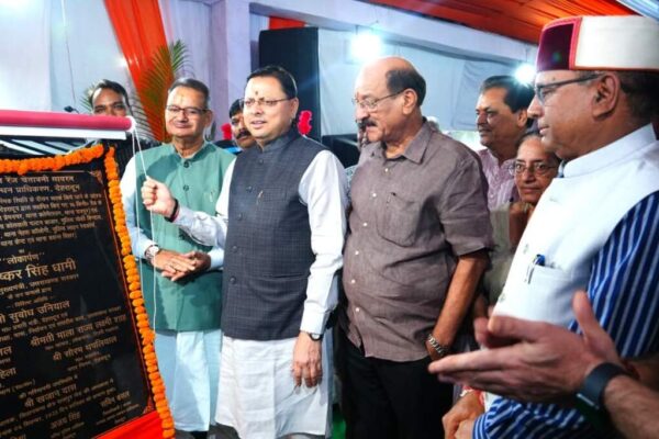 मुख्यमंत्री धामी ने डालनवाला थाने में स्थापित 13 लॉन्ग रेंज आधुनिक सायरनों का किया लोकार्पण