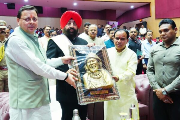 राज्यपाल और मुख्यमंत्री ने किया उत्तराखण्ड में “स्वस्थ नारी, सशक्त परिवार अभियान” का शुभारंभ