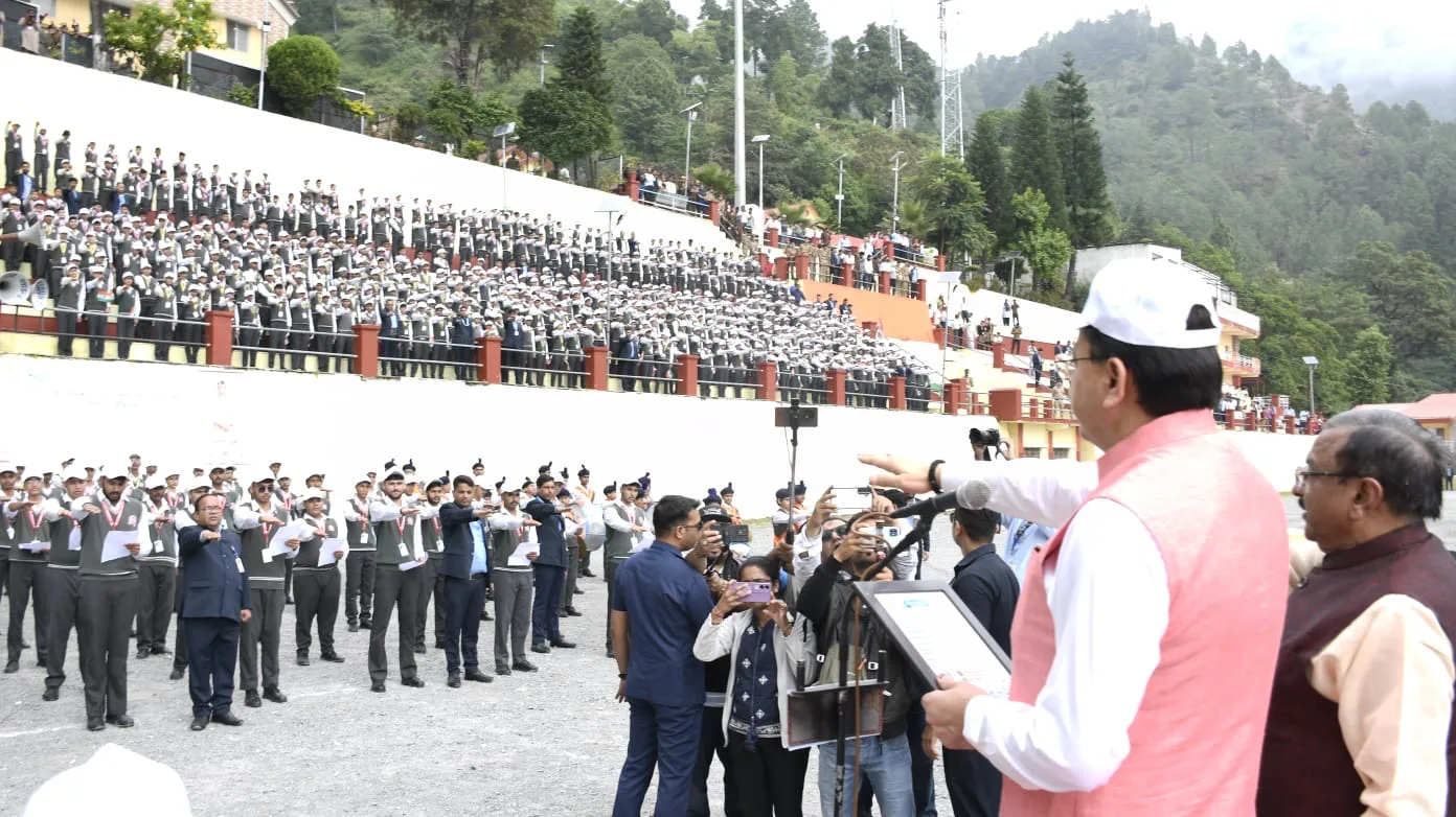 स्वच्छ उत्तराखण्ड के लिए किए जा रहे प्रयासों को गति देने में सहयोगी बनें छात्र-छात्राएं: धामी