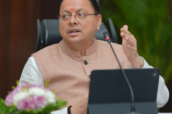 मुख्यमंत्री धामी ने सीएम हेल्पलाइन 1905 की समीक्षा में दिए निर्देश