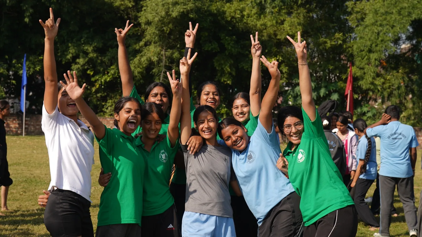 एसजीआरआरयू खेलोत्सव:  200 मीटर में पारस और प्राची अव्वल