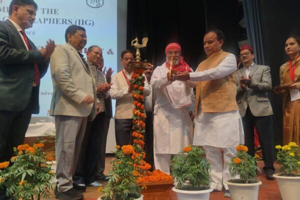 पूरे विश्व में गंभीर विषय बनता जा रहा जलवायु परिवर्तन: डॉ. धन सिंह रावत