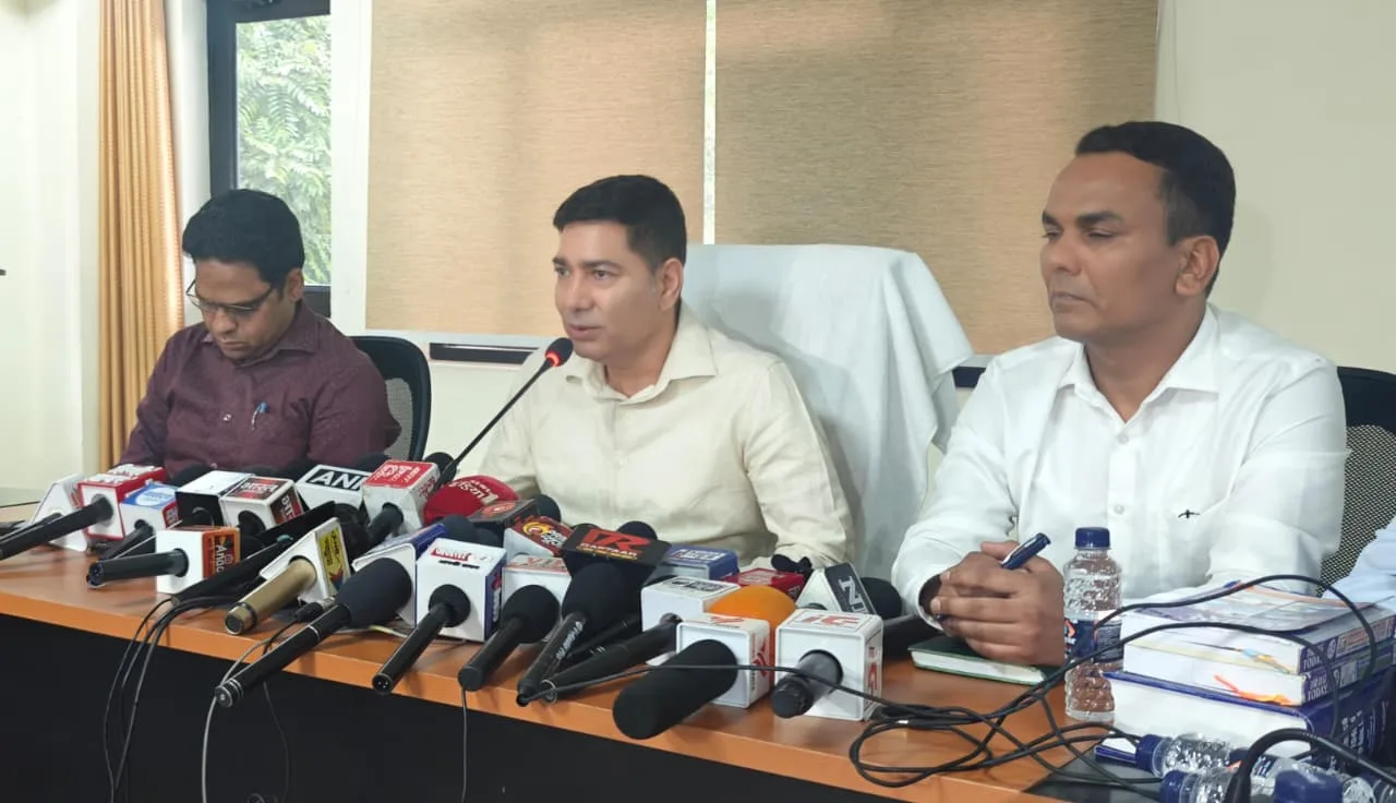 बच्चों की सुरक्षा सर्वाेच्च, प्रतिबंधित कफ सिरप के खिलाफ उत्तराखंड में सघन अभियान