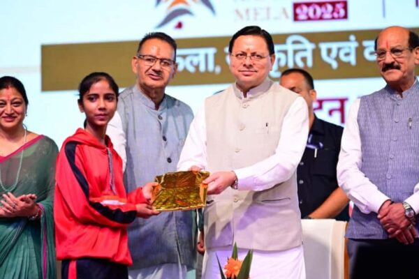 युवा अब अपने गांव-घर में रहकर भी कर सकेंगे JEE और NEET की तैयारी