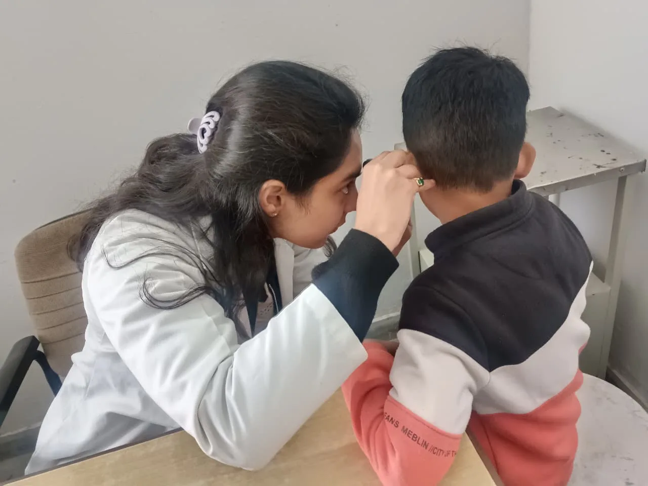 श्री महंत इन्दिरेश अस्पताल ने CHC सहिया में लगाया निःशुल्क स्वास्थ्य शिविर