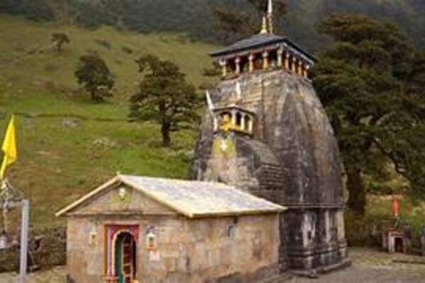 भगवान श्री मद्महेश्वर मंदिर के कपाट 18 नवंबर को होंगे बंद