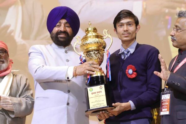 पौड़ी  की टीम प्रथम, चंपावत उपविजेता और रुद्रप्रयाग तृतीय स्थान पर रहा